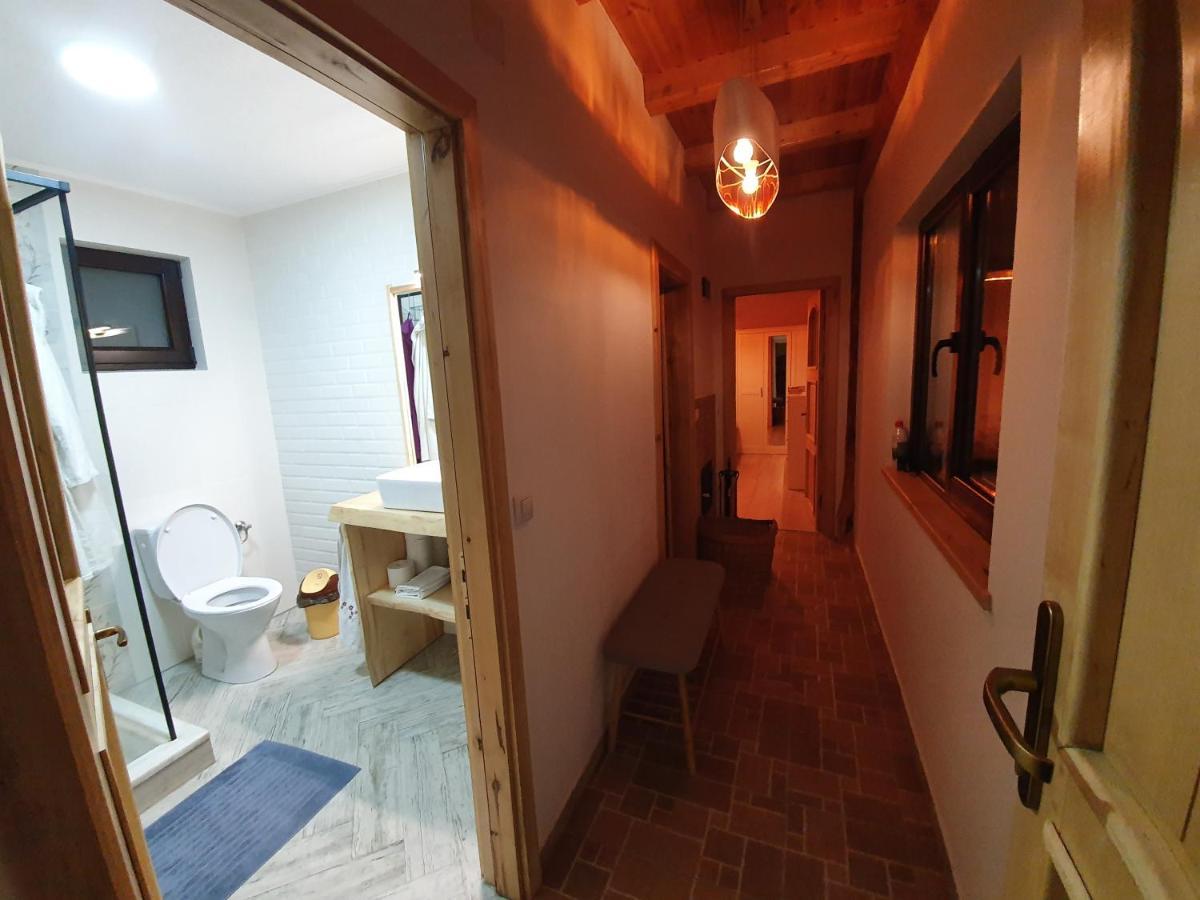 Casa Axa Hotel Paraul Carjei Ngoại thất bức ảnh